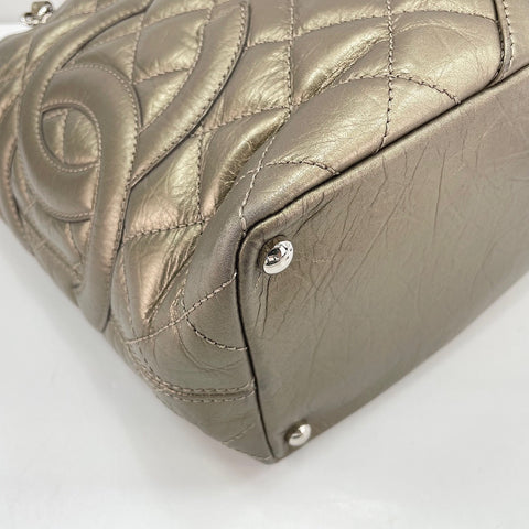 CHANEL Cambon line Shoulder Bag gold WS33757