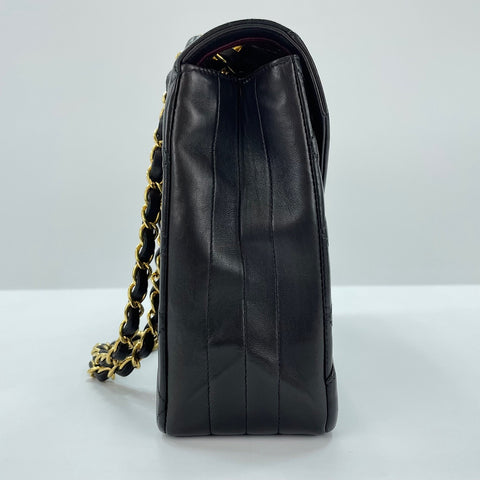 CHANEL Matelasse 25 Shoulder Bag black WS33763