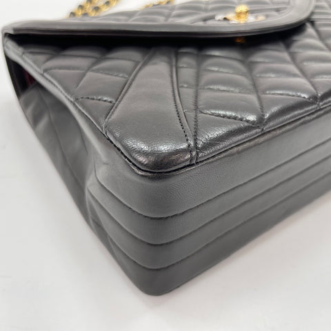 CHANEL Matelasse 25 Shoulder Bag black WS33763