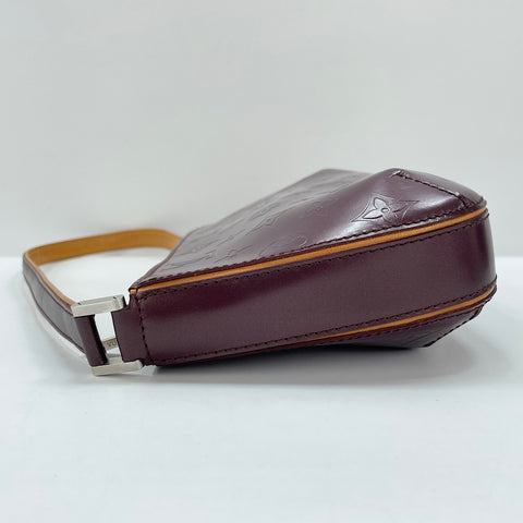 LOUIS VUITTON Fowler Shoulder Bag purple WS33769