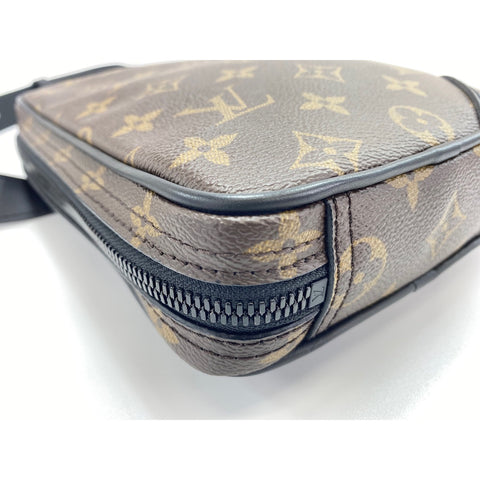 LOUIS VUITTON Solar Powered Ray Shoulder Bag Brown WS33810