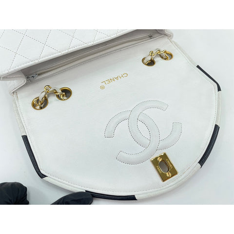 CHANEL Matrasse Shoulder Bag white WS33849