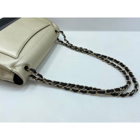 CHANEL 30 Shoulder Bag black WS33853