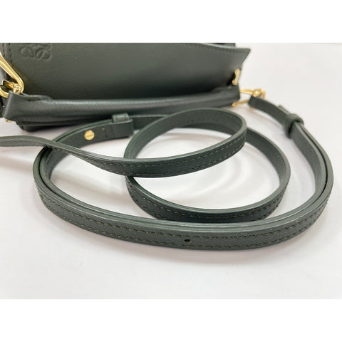 LOEWE Mini puzzle bag Shoulder Bag green WS33874