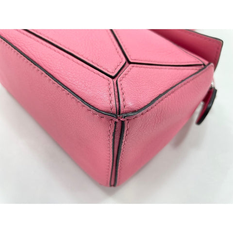 LOEWE Mini puzzle bag Shoulder Bag pink WS33877