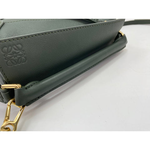 LOEWE Mini puzzle bag Shoulder Bag green WS33878