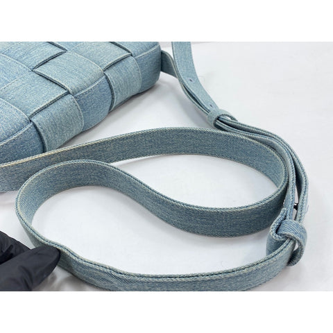 BOTTEGAVENETA cassette Shoulder Bag blue WS33908