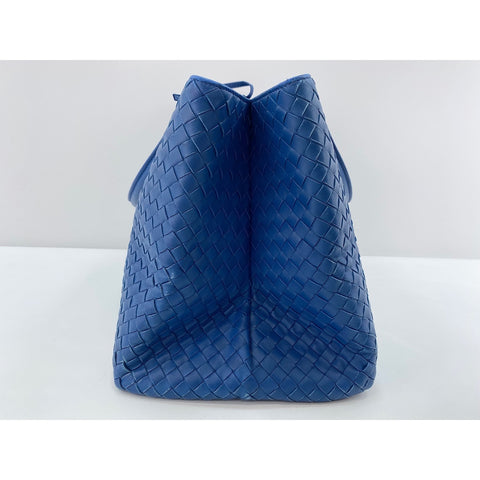 BOTTEGAVENETA INTRECCIATO Handbag blue WS33919