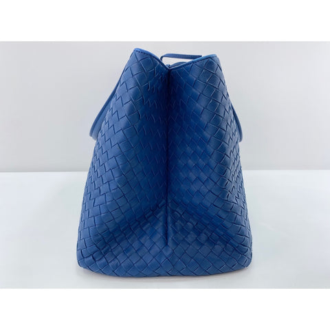 BOTTEGAVENETA INTRECCIATO Handbag blue WS33919