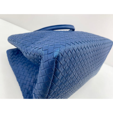 BOTTEGAVENETA INTRECCIATO Handbag blue WS33919