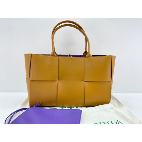BOTTEGAVENETA The Arcotote Handbag Brown WS33920