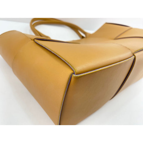 BOTTEGAVENETA The Arcotote Handbag Brown WS33920