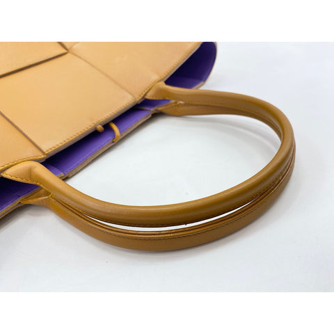 BOTTEGAVENETA The Arcotote Handbag Brown WS33920