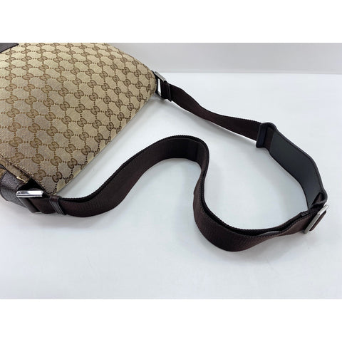 GUCCI Umhängetasche Braun WS33930