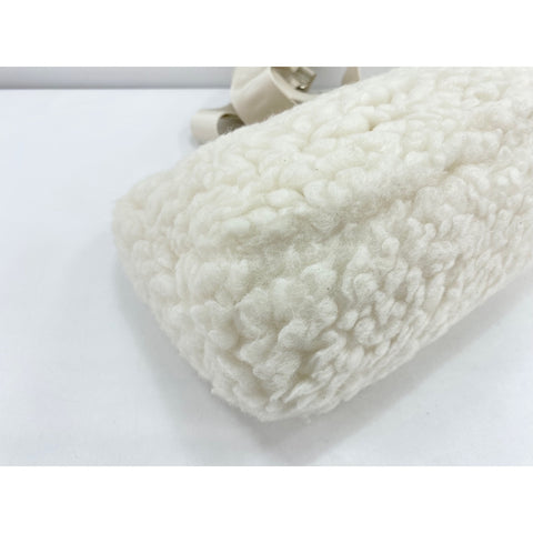 PRADA Re-edition 2005 Shoulder Bag white WS33968