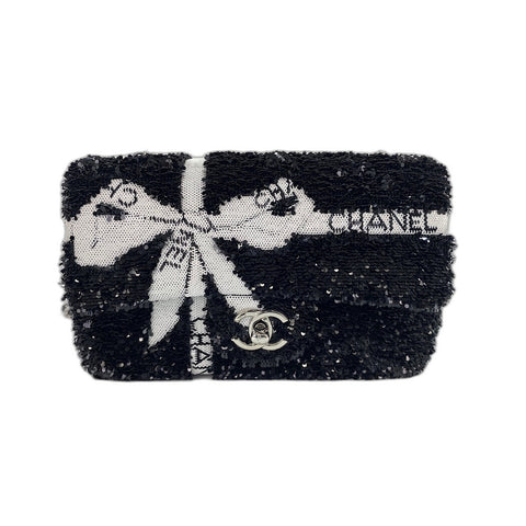 CHANEL Shoulder Bag black WS34011