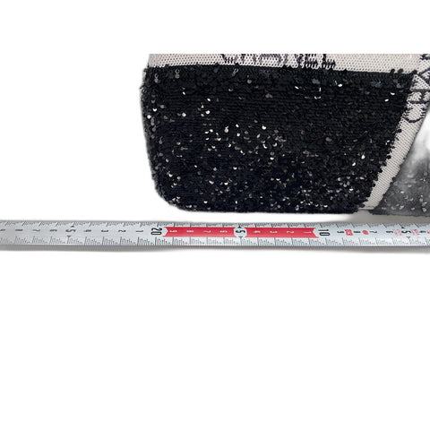 CHANEL Shoulder Bag black WS34011