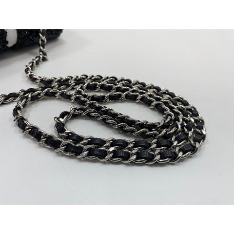CHANEL Shoulder Bag black WS34011