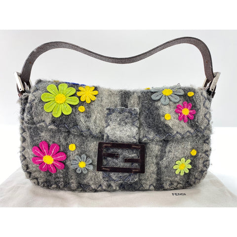 FENDI Mamma bucket Handbag gray WS34076
