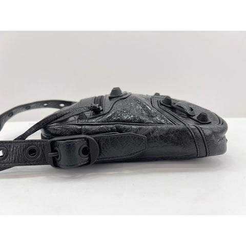BALENCIAGA le cagoule Shoulder Bag black WS34078