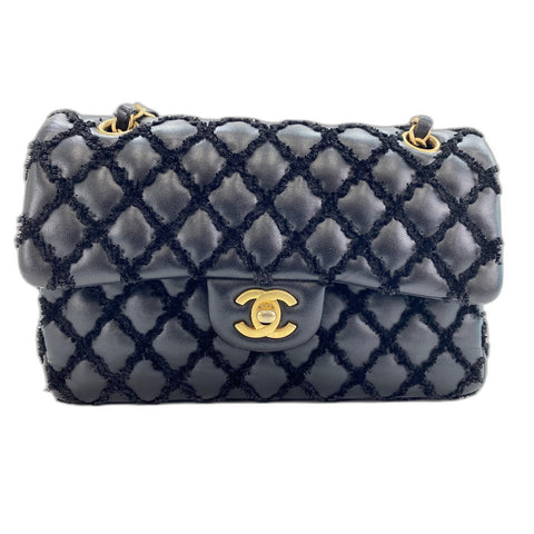 CHANEL Matelasse Shoulder Bag black WS34087