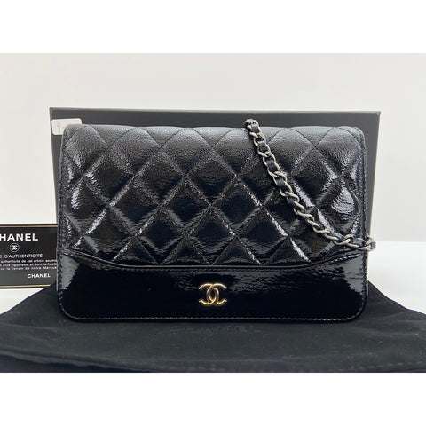 CHANEL Brilliant Matelasse Shoulder Bag black WS34097