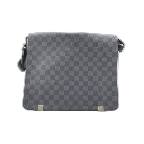 LOUIS VUITTON District Shoulder Bag black WS34106