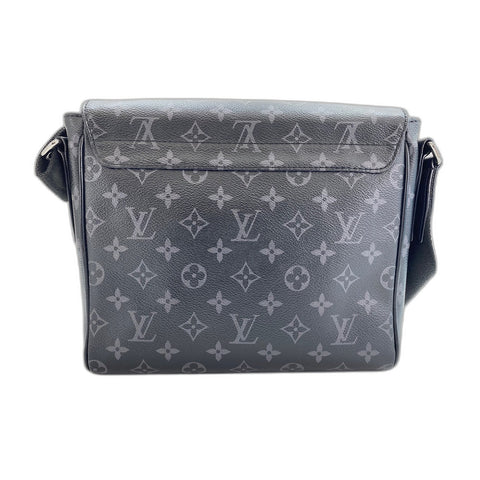 LOUIS VUITTON District Shoulder Bag black WS34111