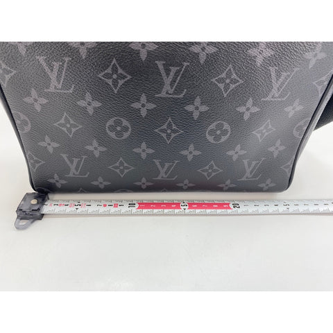 LOUIS VUITTON District Shoulder Bag black WS34111
