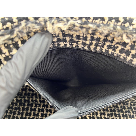 CHANEL Shoulder Bag black WS34127