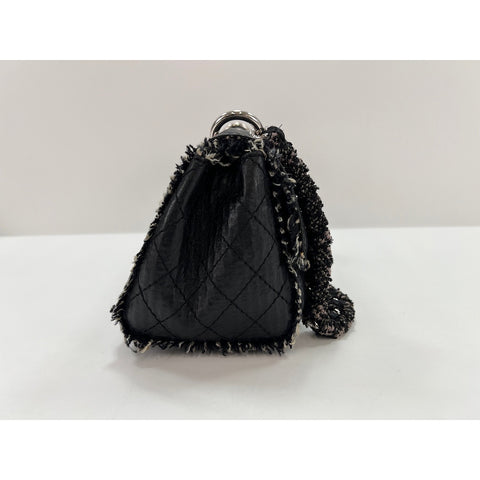 CHANEL Shoulder Bag black WS34127
