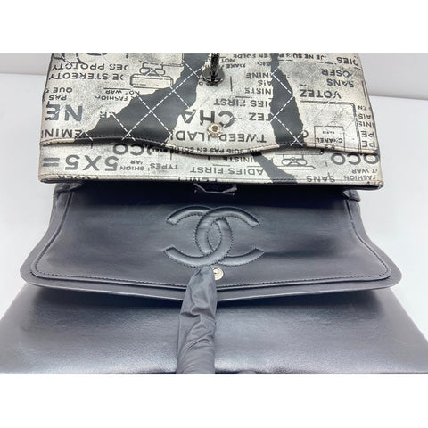 CHANEL Zeitungs-Umhängetasche schwarz WS34128