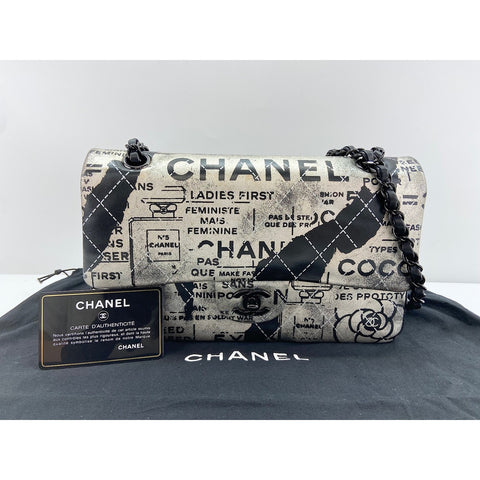 CHANEL Zeitungs-Umhängetasche schwarz WS34128