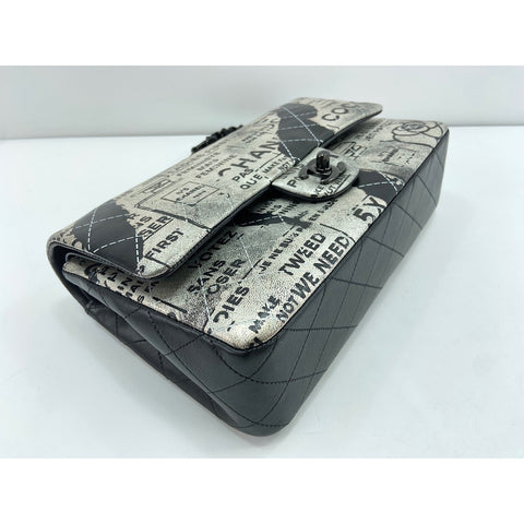 CHANEL Zeitungs-Umhängetasche schwarz WS34128