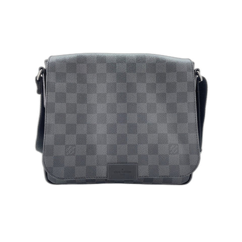 LOUIS VUITTON District Shoulder Bag black WS34132