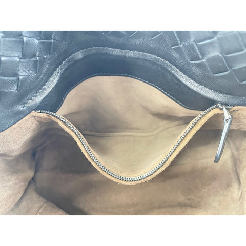 BOTTEGAVENETA Garudaback Handbag black WS34162