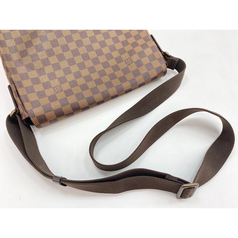LOUIS VUITTON District Shoulder Bag Brown WS34175