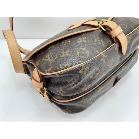 LOUIS VUITTON Saumur Shoulder Bag Brown WS34178