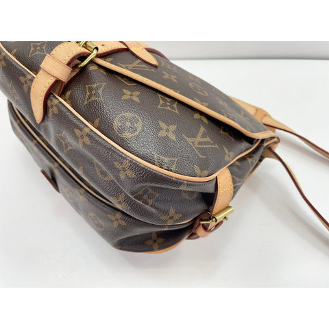 LOUIS VUITTON Saumur Shoulder Bag Brown WS34178