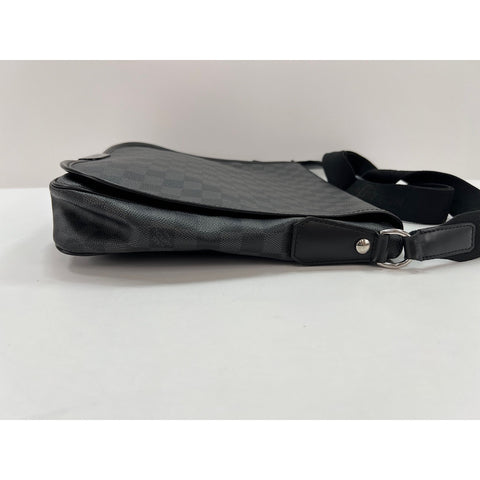 LOUIS VUITTON Daniel Shoulder Bag black WS34219