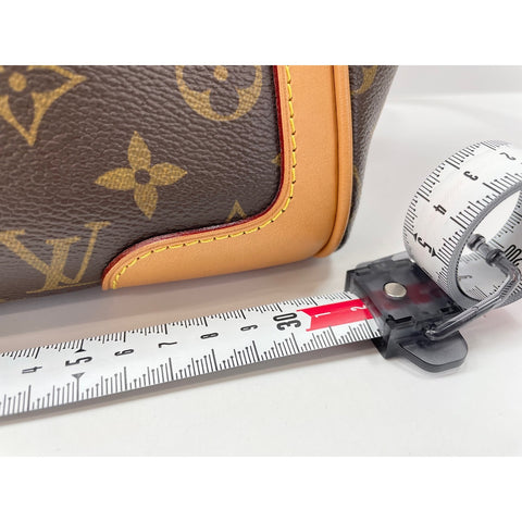 LOUIS VUITTON Estrella Shoulder Bag Brown WS34220