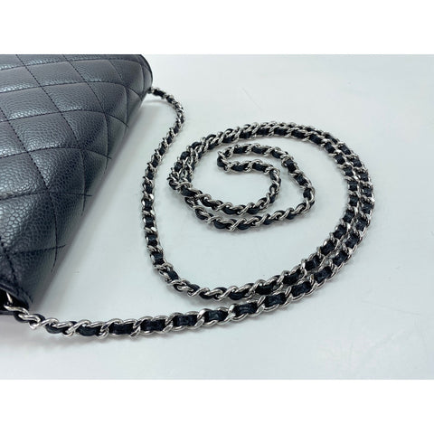 CHANEL Matelasse Umhängetasche schwarz WS34228