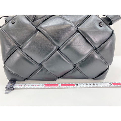 BOTTEGAVENETA Padded top handle Shoulder Bag black WS34237