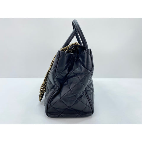 CHANEL Matelasse Handbag black WS34240