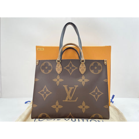 LOUIS VUITTON Conte de Fe Cal Pochette Grabo Shoulder Bag green WS34247