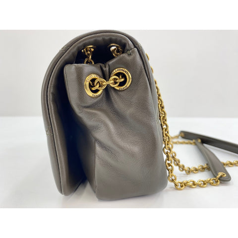 SAINT LAURENT PARIS Le Saint Cassette Shoulder Bag black WS34262