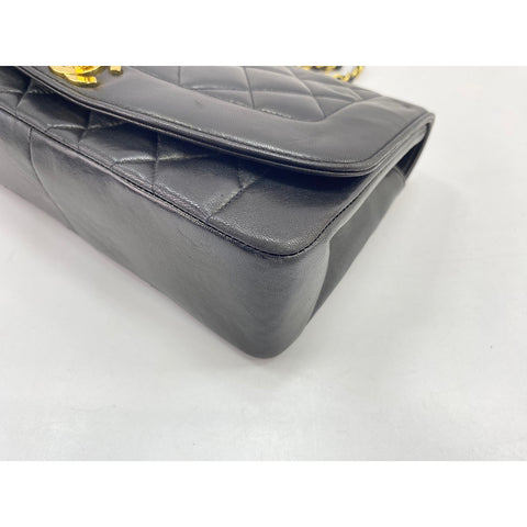 CHANEL Shoulder Bag black WS34276