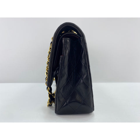 CHANEL Matelasse Umhängetasche schwarz WS34277