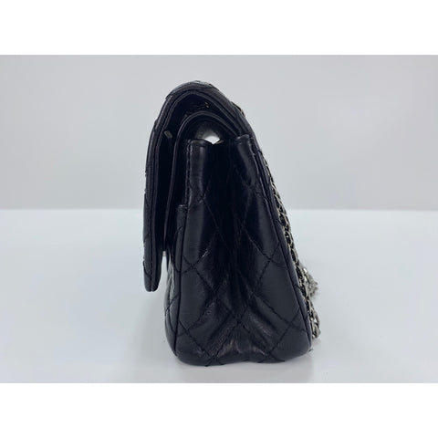CHANEL Matelasse Umhängetasche schwarz WS34284