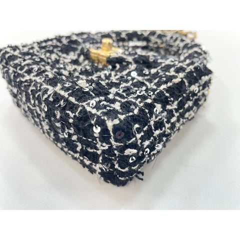 CHANEL Shoulder Bag black WS34292
